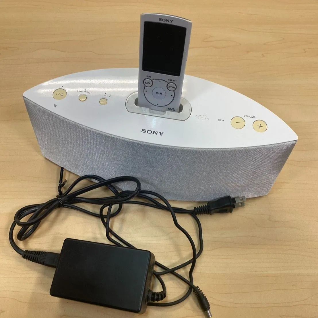 SONY ウォークマン（NW-S718F）＆純正専用ドックスピーカー セット Amazon.co.jp: SONY ウォークマン用ドックスピーカー SRS-NWGM30