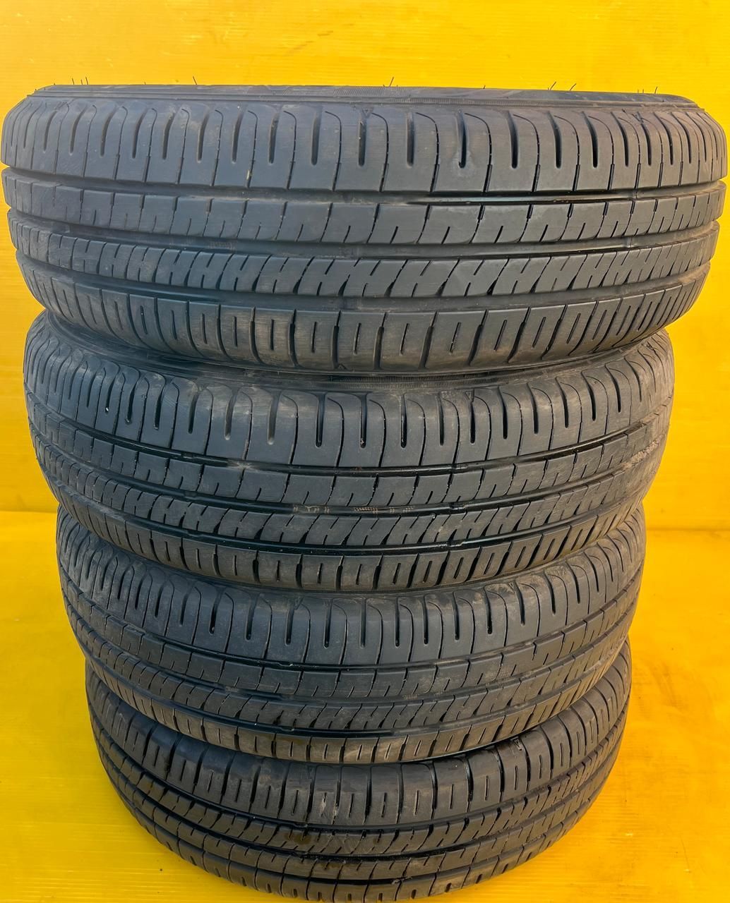 AT-759] 4本 ★2022★ ダンロップタイヤ DUNLOP TYRE 1EUYU 175/65R15 82H 溝 8.40mｍ 日本製