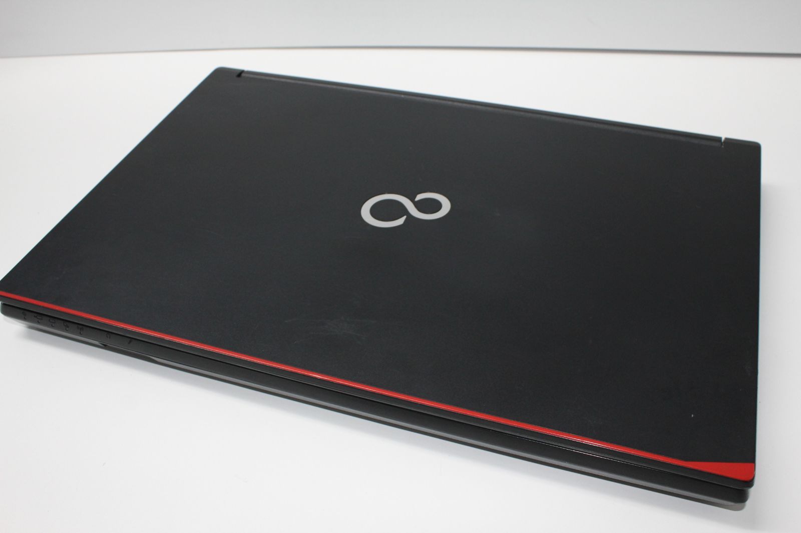 中古ノートPC】富士通〈LIFEBOOK A576/TX〉Core i5/SSD256GB/メモリ8GB 