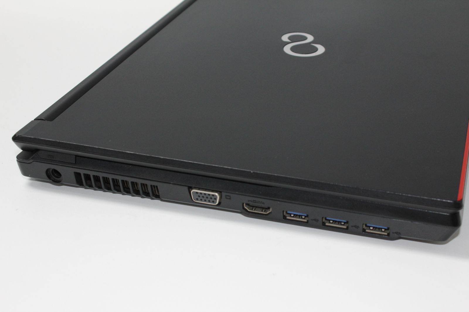 中古】富士通 LIFEBOOK A576/TX Core i5 SSD256GB - メルカリ