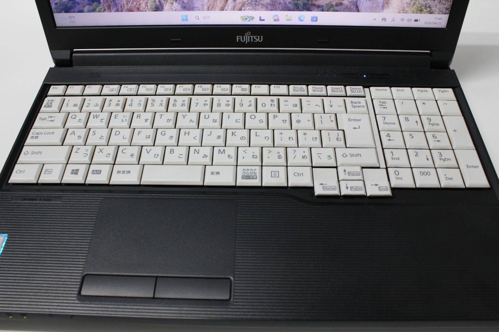★中古富士通 SSD256GB メモリ8GB★A576/PX ノートPC551 中古ノートPC】富士通〈LIFEBOOK A576/TX〉Core i5/SSD256GB/メモリ8GB