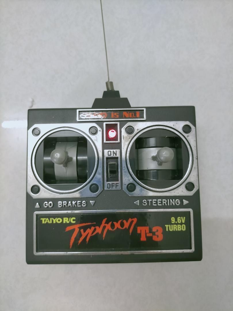タイヨー TAIYO タイフーン T-3 Tyhoon T-3 ホーバークラフト ホバークラフト 陸上 水上 氷上 前進 左右 スピンターン ストップ スケール最大 20km 水陸両用　250416-2T タイヨー TAIYO タイフーン T-3 Tyhoon T-3 ホーバークラフト