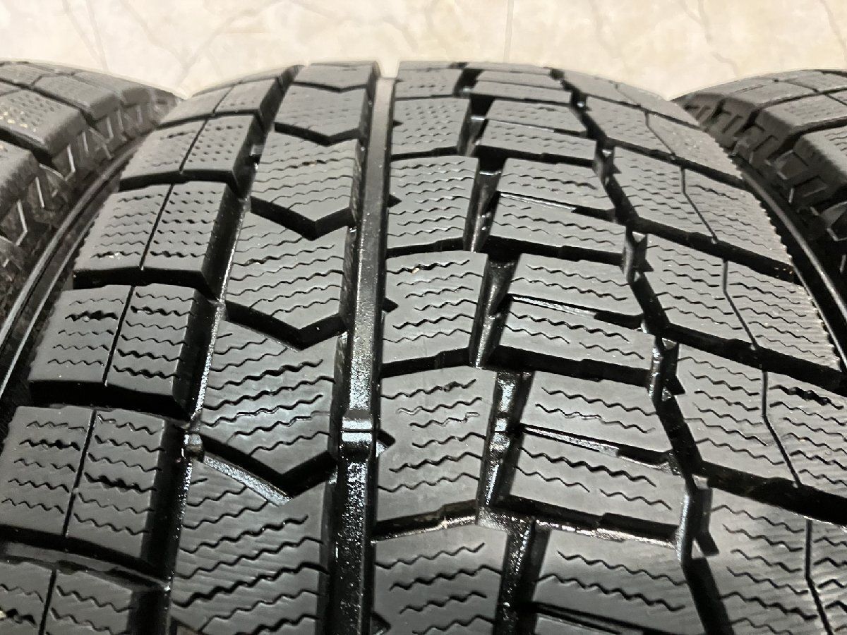 DUNLOP WINTER MAXX WM02 215/60R16 16インチ スタッドレス 4本 2019～21年製 バリ溝 エスティマ ヴェゼル等　(MTK281)クレジットカード QRコード決済可能 DUNLOP WINTER MAXX WM02 215/60R16 16インチ スタッドレス 4本 22年製