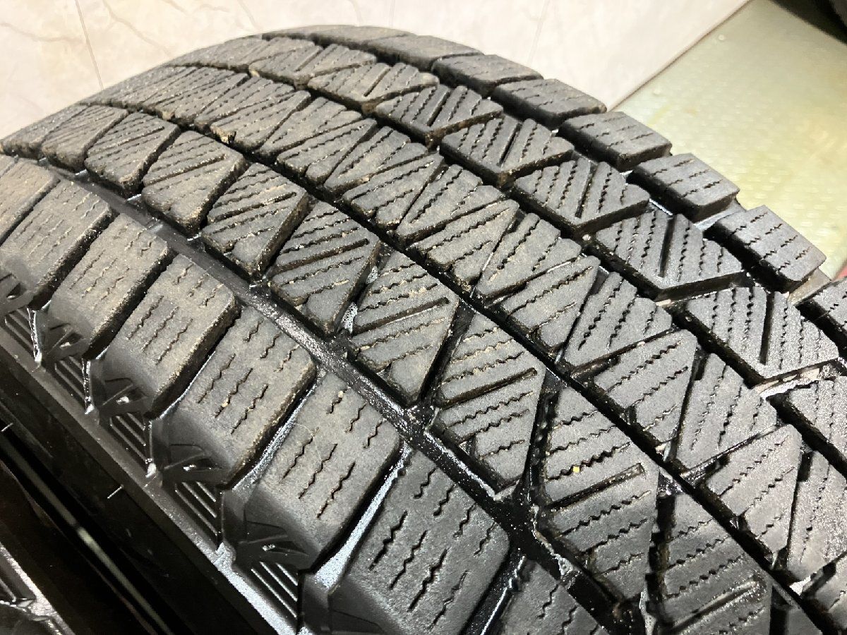 BS BRIDGESTONE BLIZZAK DM-V3 235/60R18 18インチ 4本 19年製 レクサスNX レクサスRX CR-V等　(TH046) BLIZZAK DM-V3 235/60R18 107Q XL｜ブリヂストン タイヤオンラインストア