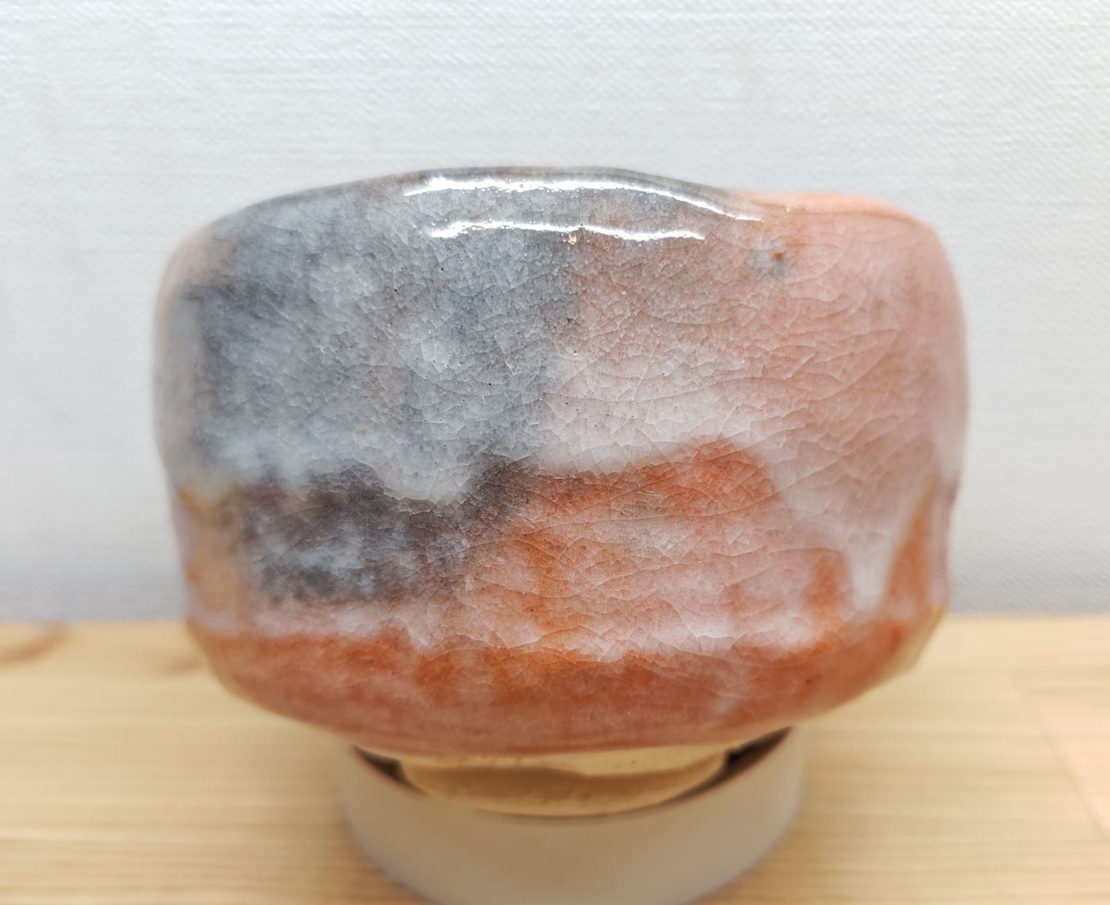 逢絢亭・中古品】茶道具 茶碗 楽焼 赤楽 2代目 小川長楽 共箱入り