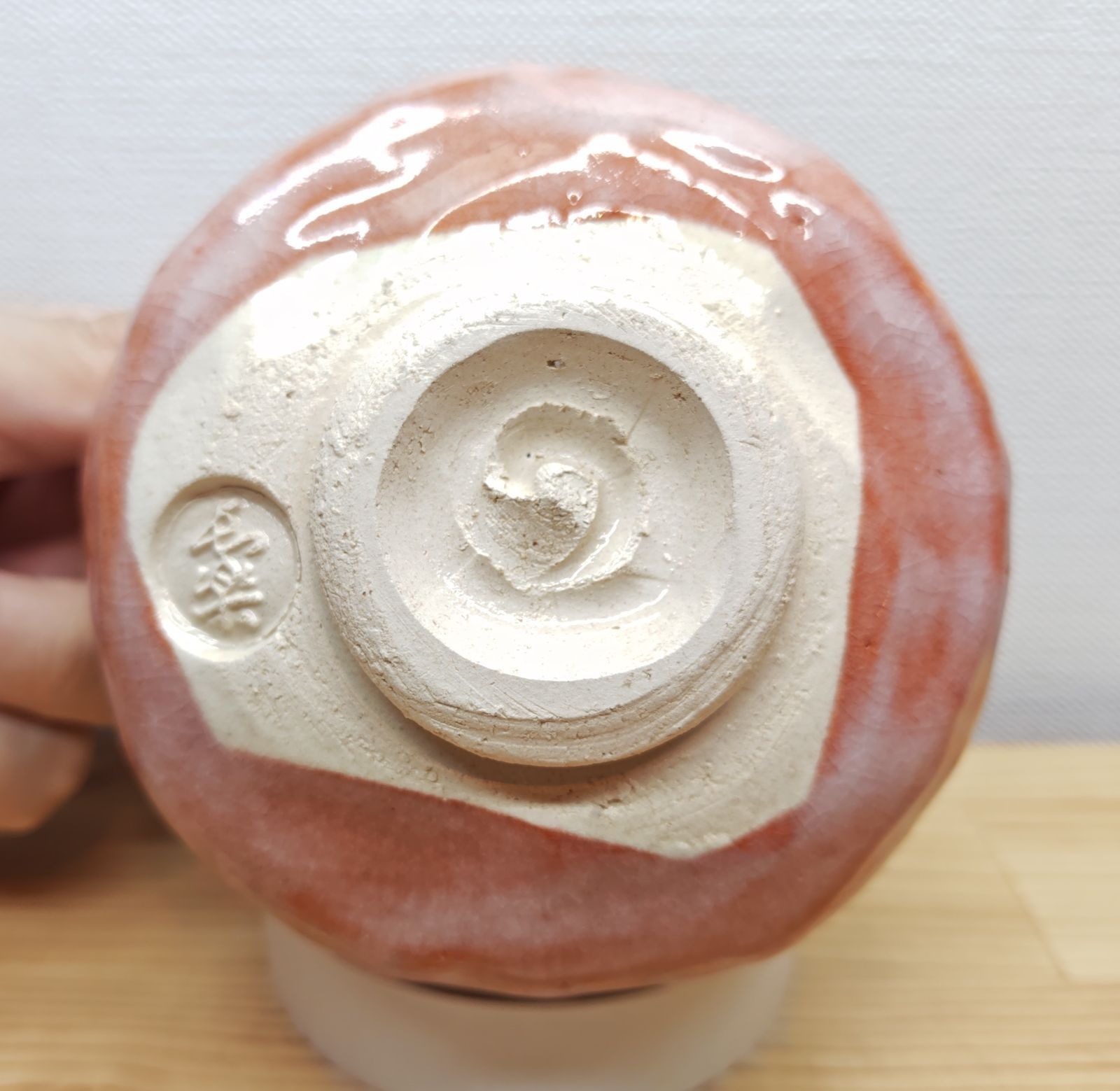 逢絢亭・中古品】茶道具 茶碗 楽焼 赤楽 2代目 小川長楽 共箱入り