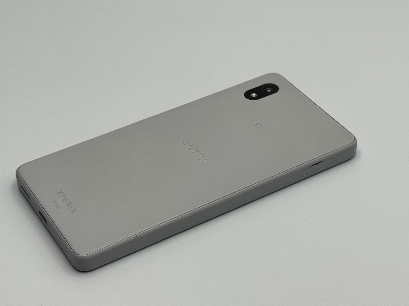 au XPERIA ACE III SOG08 Gray
