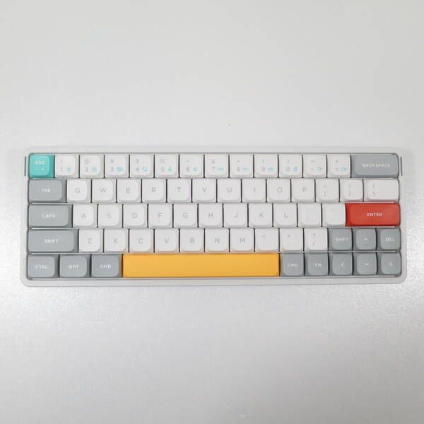 NuPhy Air60 V2 ホワイト Aloe軸 中古品 Aランク - メルカリ