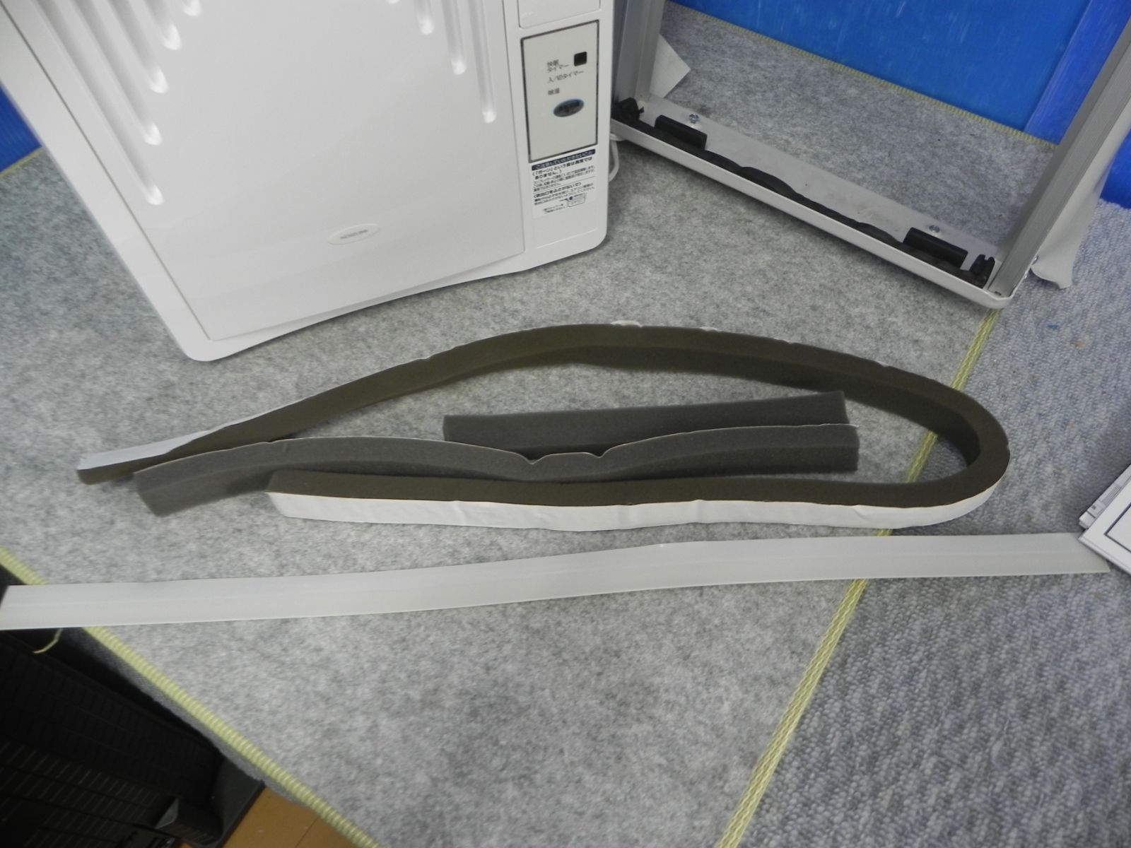 S512☆美品☆4-5回使用☆コイズミ 窓用エアコン KAW-1627 2024年製 