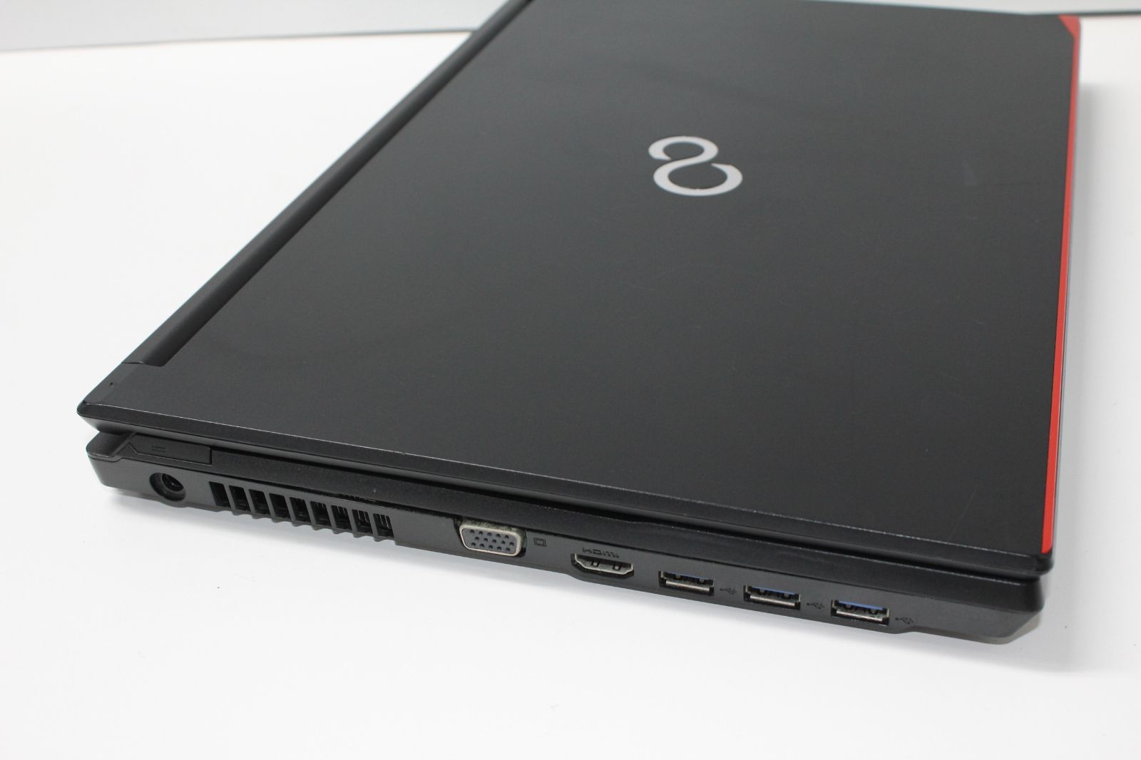 ノートPC 【ノートPC】富士通〈LIFEBOOK A576/R〉Core i5/SSD128GB