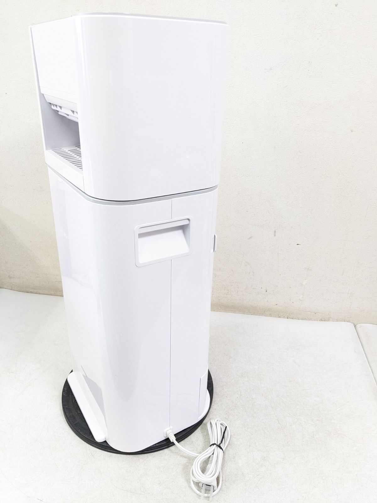 アイリスオーヤマ.サーキュレター衣類乾燥除湿機 IJD-150-WH アイリス