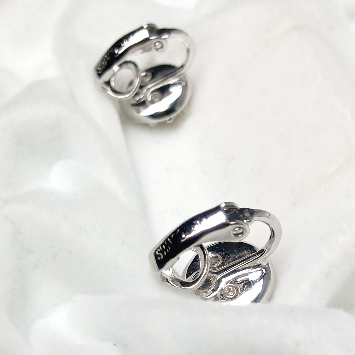 SWAROVSKI] スワロフスキー イヤリング シルバー パヴェ クリスタル 3g 