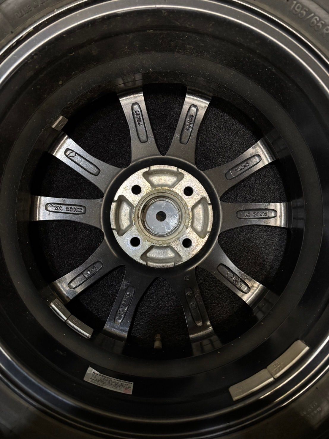 TOYO OBSERVE GIZ2 195/65R16 16インチ スタッドレス 4本 21年製 バリ溝 ライズ ロッキー アテンザ等　(MTL233) クレジットカード QR決済可能 トヨタ（TOYOTA） ライズ 純正 16インチ ブラック 新品 2021年製 TOYO