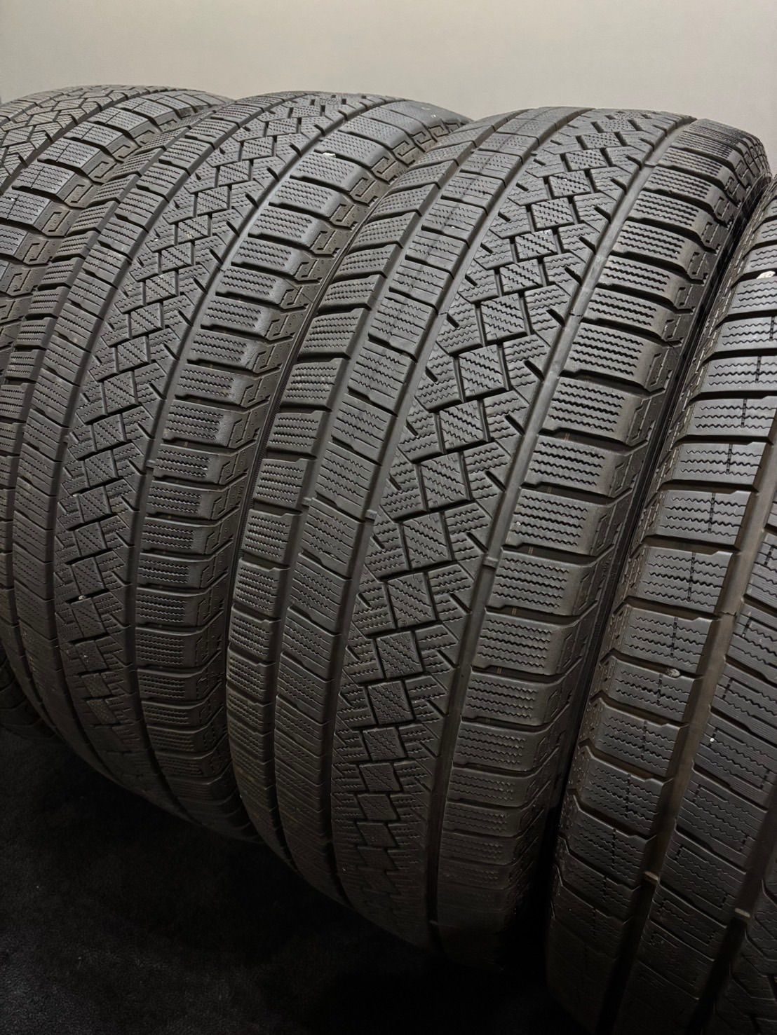 ★235/60R18 PIRELLI/ICE ZERO ASIMMETRICO 22年製 スタッドレス 4本 XC60 イヴォーグ RX (南9-L969)