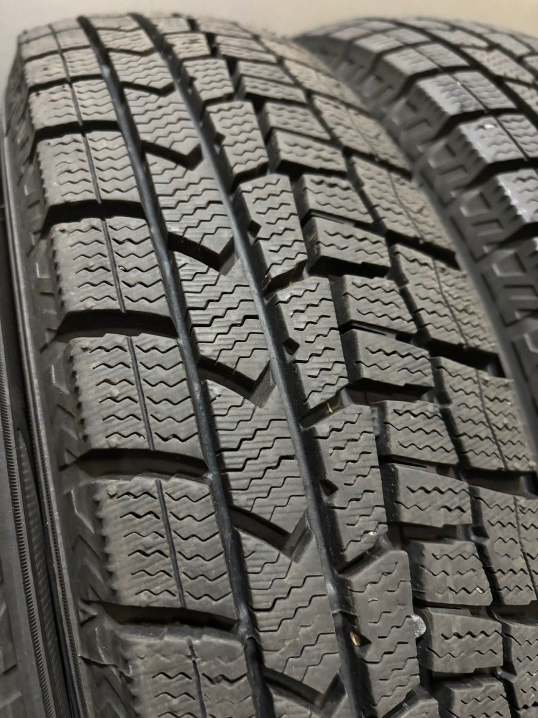 DUNLOP WINTER MAXX WM02 145/80R13 13インチ スタッドレス 4本 モコ スペーシア ワゴンR N-BOX プレオ等　(MTZ102) クレジットカード QRコード決済可能 ☆145/80R13 DUNLOP/WINTER MAXX WM02 24年製 スタッドレス 4本