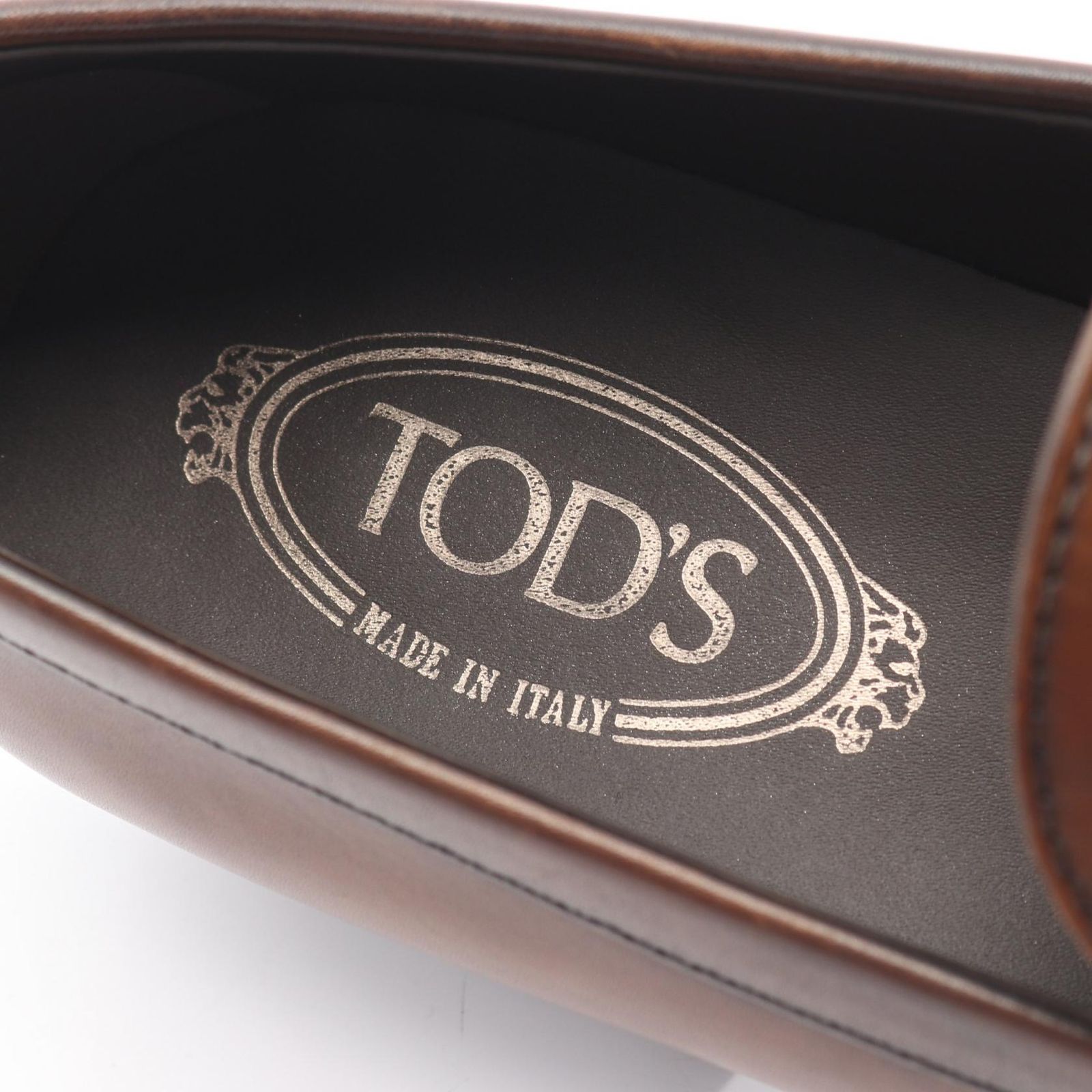 トッズ TOD