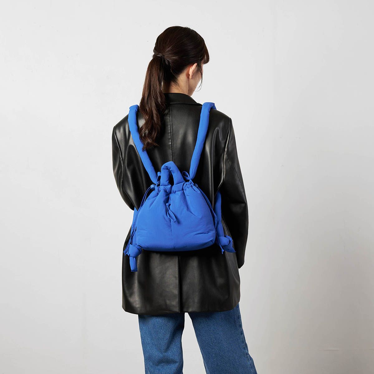 新品 オレンド OLEND ショルダーバッグ コバルトブルー 4WAY 軽量