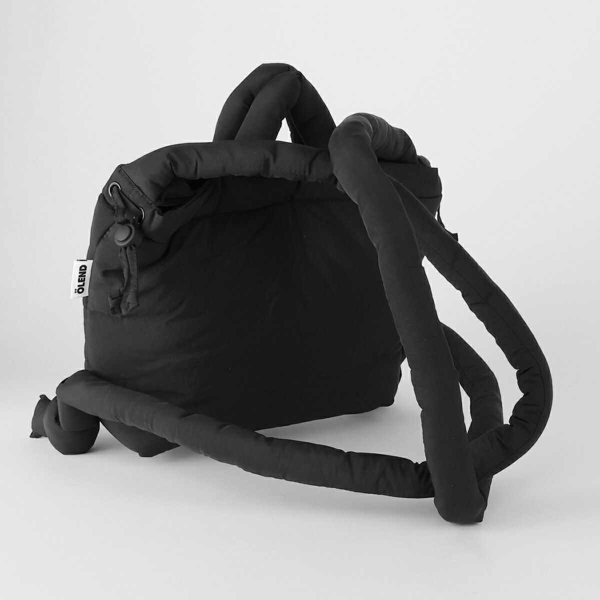 新品 オレンド OLEND ショルダーバッグ ブラック 4WAY 軽量 ブラック