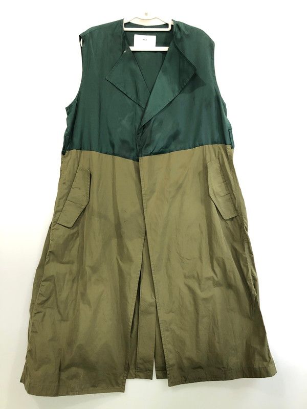 TOGA PULLA トーガ プルラ 19AW 日本製 Shape memory polyester coat シェイプメモリーポリエステルコート TP92-FA233 36 オリーブ ARCHIVES トレンチコート アウター【中古】【TOGA PULLA】 TOGA PULLA トーガ プルラ 19AW 日本製 Shape memory polyester coat