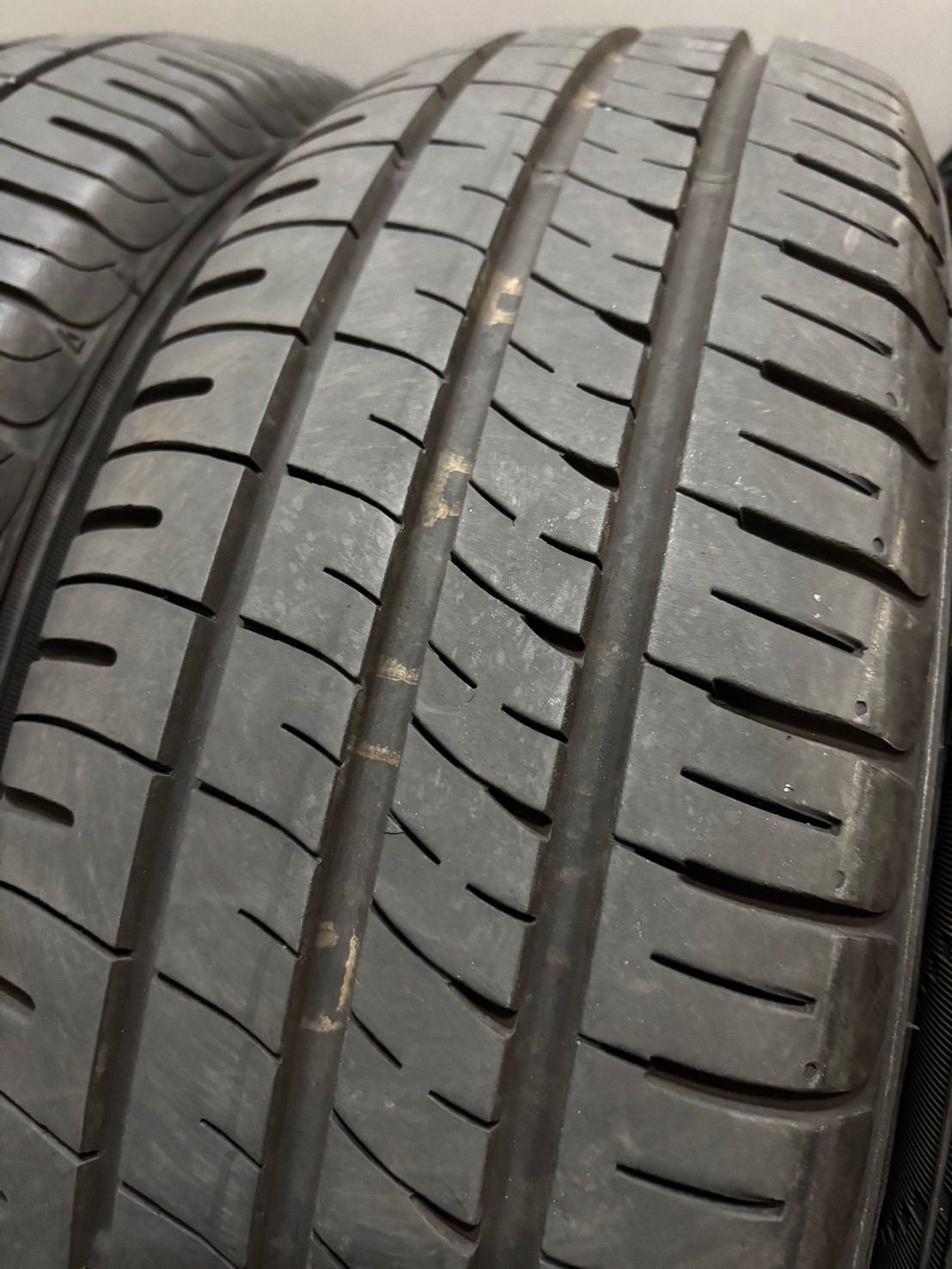 DUNLOP ENASAVE EC202 185/70R14 14インチ 夏タイヤ 4本 2019年製 バリ溝 カローラアクシオ フリード ノート等 (VTI165) クレジットカード QR決済可能 tireworldkan_f-361587-4set