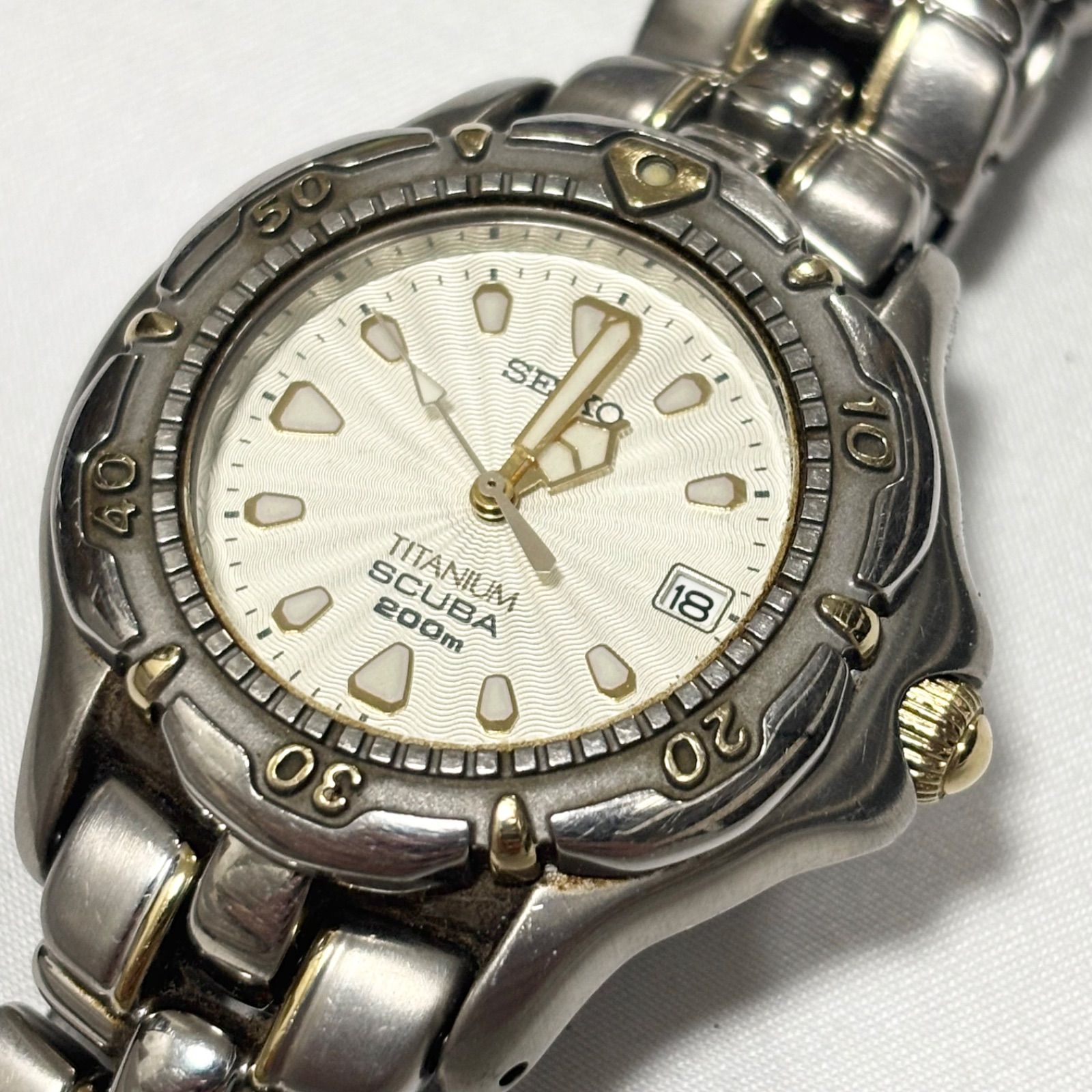 送料無料】SEIKO/セイコー/SCUBA/200m/TITANIUM/7N35-6120/チタニウム 