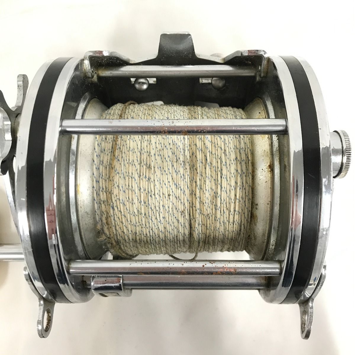 DAIWA ダイワ 両軸リール シーライン800 キズ・サビ有 - メルカリ