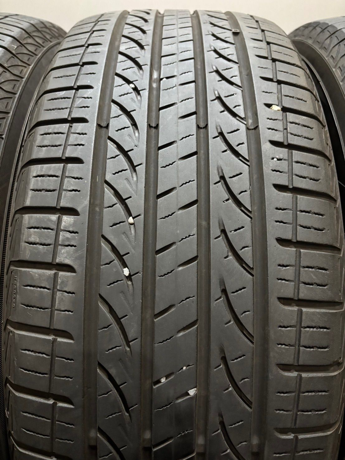☆235/55R19 YOKOHAMA/AVID GT 19年製 夏タイヤ サマータイヤ 4本