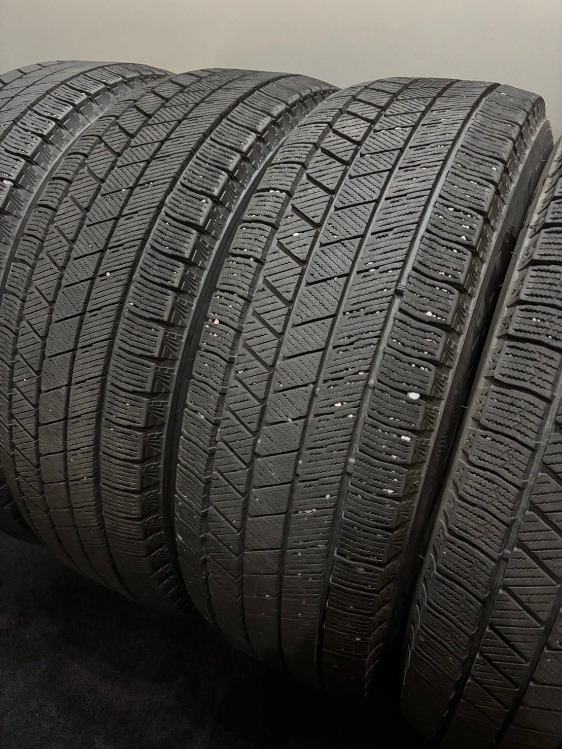 ★205/65R16 BRIDGESTONE/VRX3 22年製 スタッドレス 4本 ブリヂストン ブリザック エスティマ カローラクロス (南5-L986)