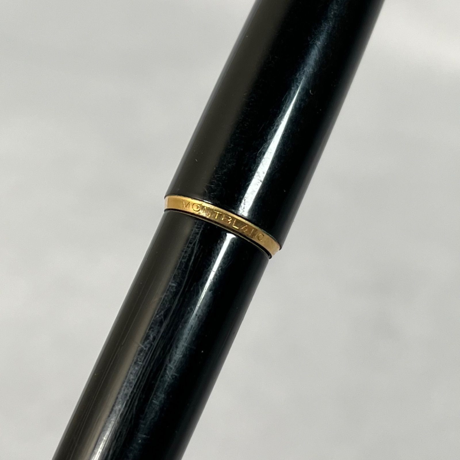 管2603-258】MONTBLANC モンブラン 万年筆 ブラック ゴールドカラー 