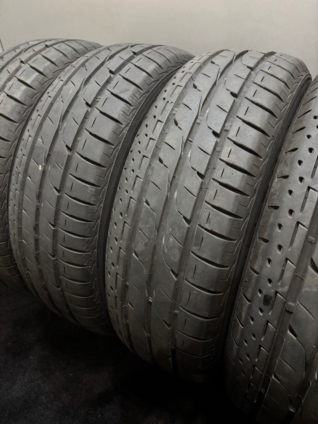 【走行短め】BS BRIDGESTONE LUFT RVⅡ 205/60R16 16インチ 夏タイヤ 2本 23年製 ステップワゴン ヴォクシー ノア等　(KTL322) BRIDGESTONE（ブリヂストン） 205/60R16 ルフト RV2 LUFT ミニバン