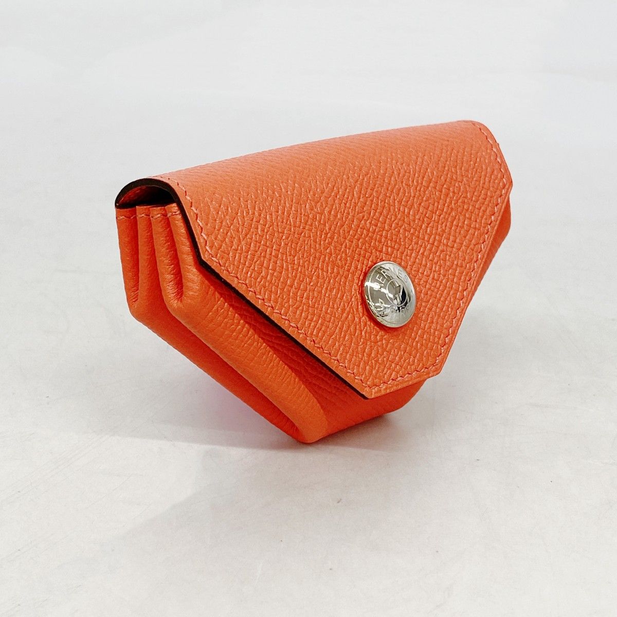 エルメス ルヴァンキャトル ヴォーエプソン ケース 中古 ＜エルメス / HERMES＞ ルヴァンキャトル ヴォーエプソン D刻印