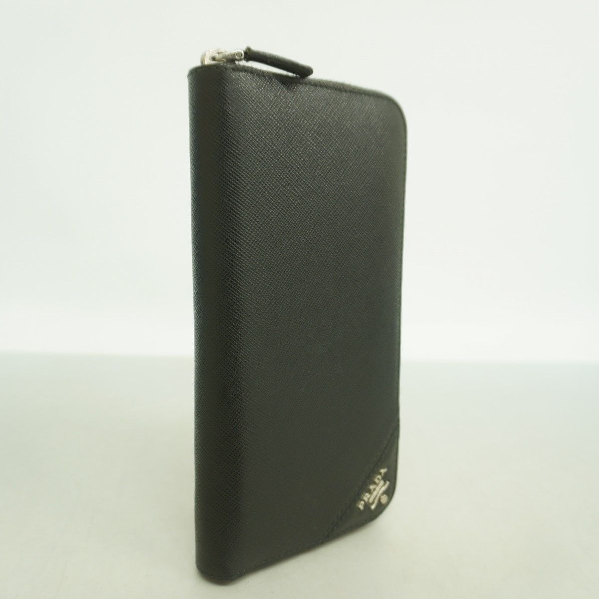 ★SALE【6cd4473-k】プラダ 長財布 サフィアーノ レザー ブラック シルバー金具【中古】レディース 6cd4473-k】プラダ 長財布 サフィアーノ レザー ブラック シルバー金具