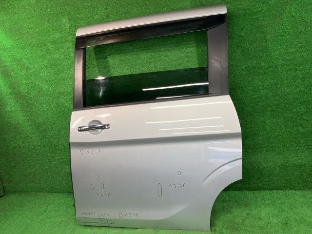 セレナ GNC27 左リアドア X 4WD 8人 アサヒ M2L3 H210A-5TAMB K23
