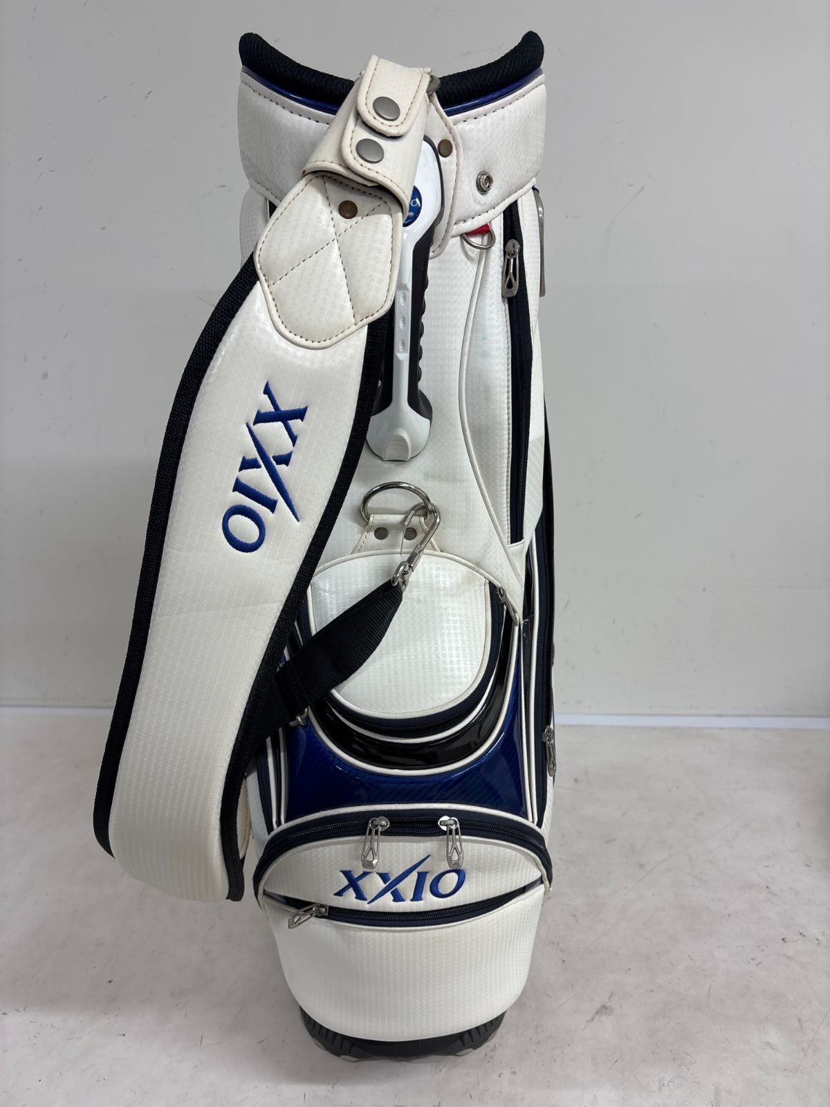 XXIO ゴルフバッグ　中古 希少品】XXIO ゴルフバッグ・キャディバッグ ブラック 4分割 送料込み