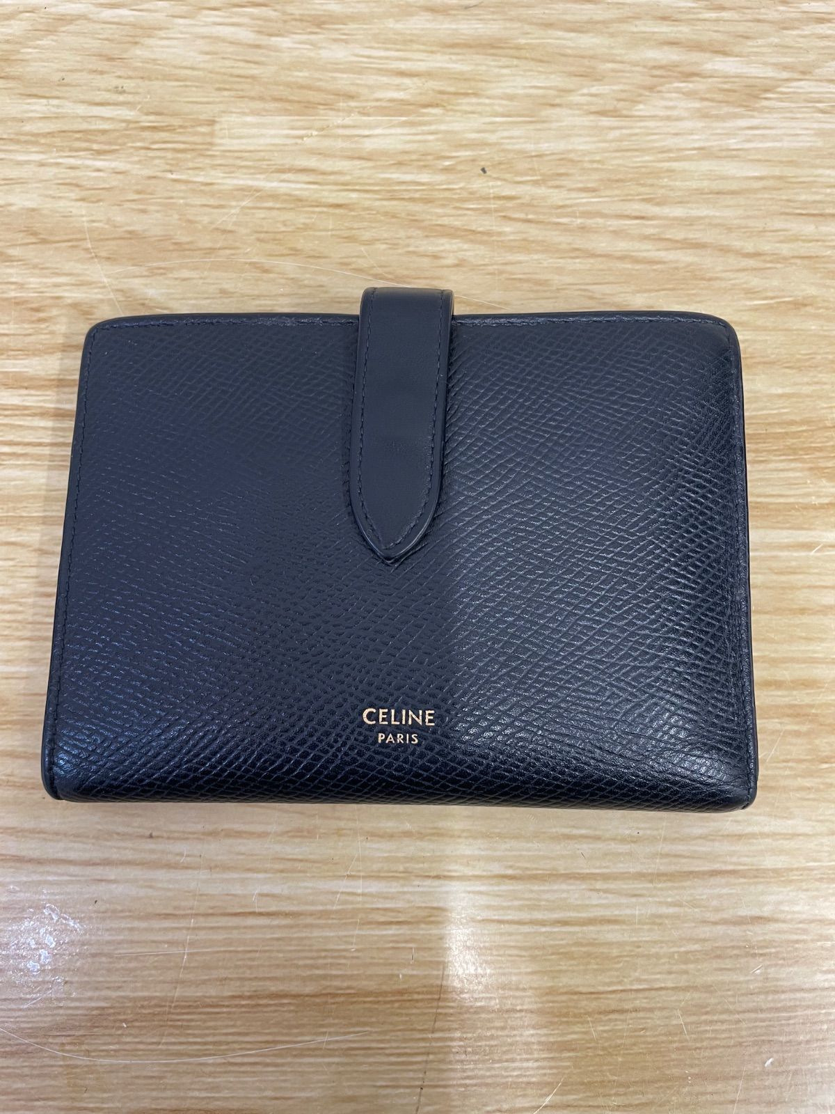 □セリーヌ CELINE ミディアム ストラップ ウォレット 二つ折り財布