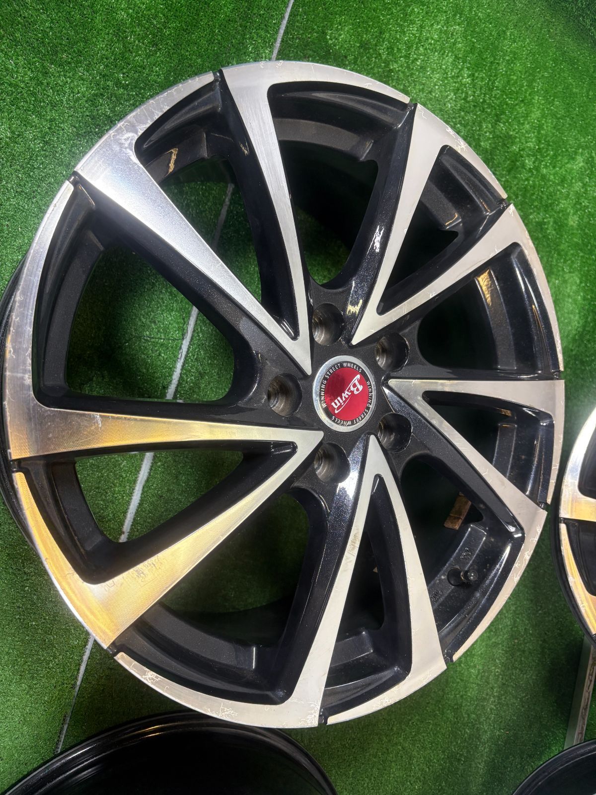 18インチ アルミホイール 4本 WINNING STREET WHEELS B | ヤマダ