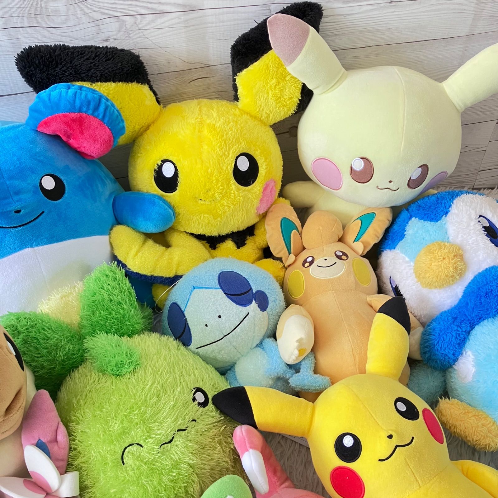 【20点】ポケモン　ぬいぐるみ　大量まとめ売り 美品 ポケモン ぬいぐるみ 大量まとめ売り 20点セット ポケモン