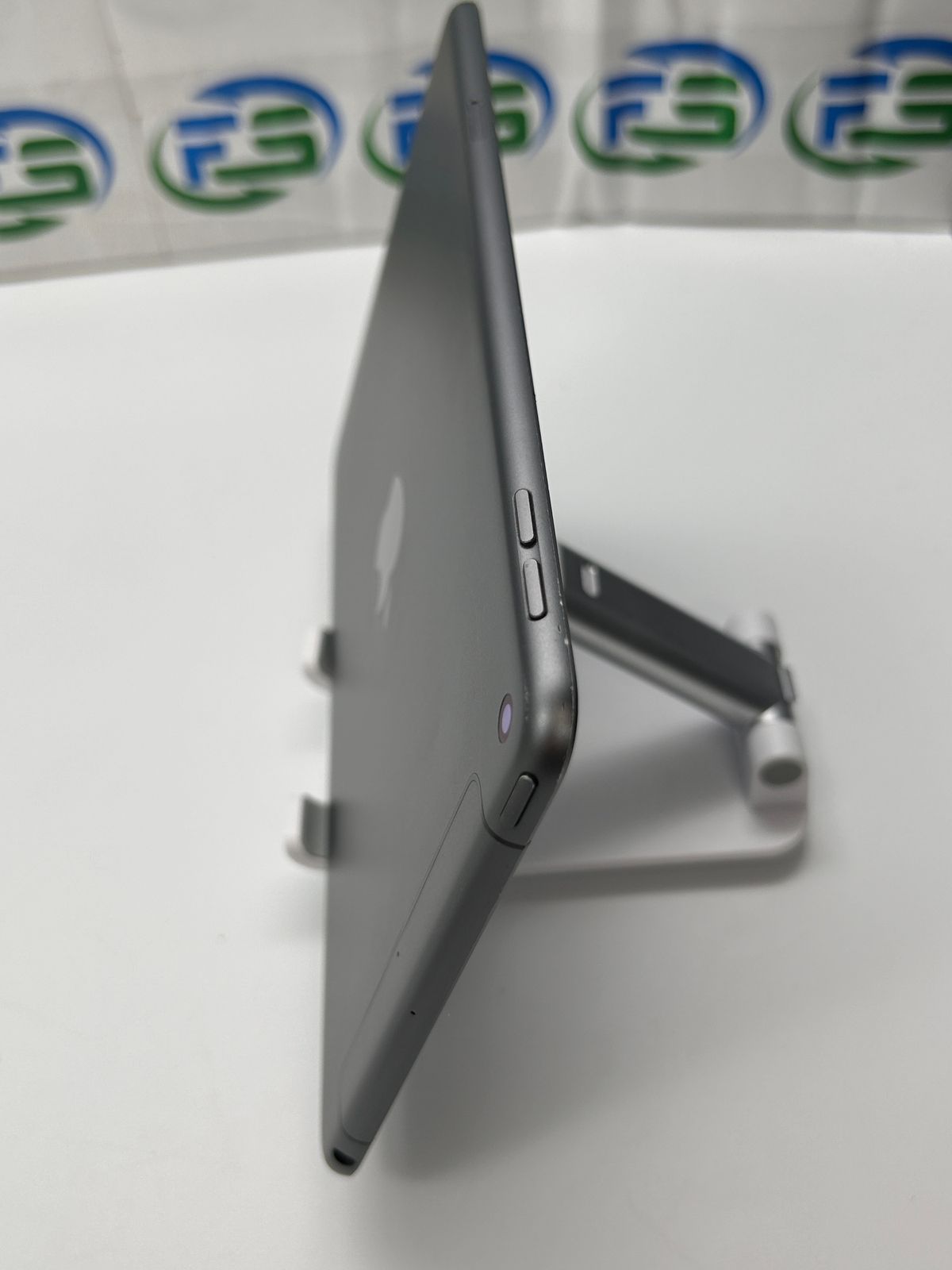 iPad mini 第5世代 Cellular 256GB スペースグレイ MUXC2J/A A2124 C 