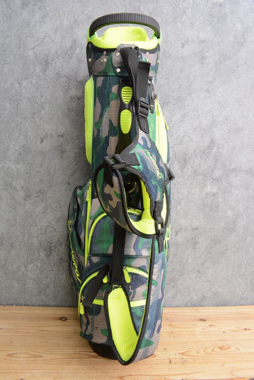 Riviera リビエラ ゴルフ キャディーバッグ 迷彩 RCB-181 美品 ヘッドカバー付】リビエラ Riviera RCB-181 GREEN迷彩 スタンド式