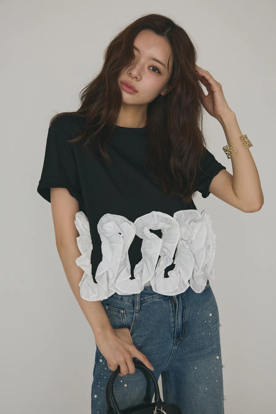 フリルウェーブヘムカットTシャツ 黒 frene フラーネ lumier - メルカリ