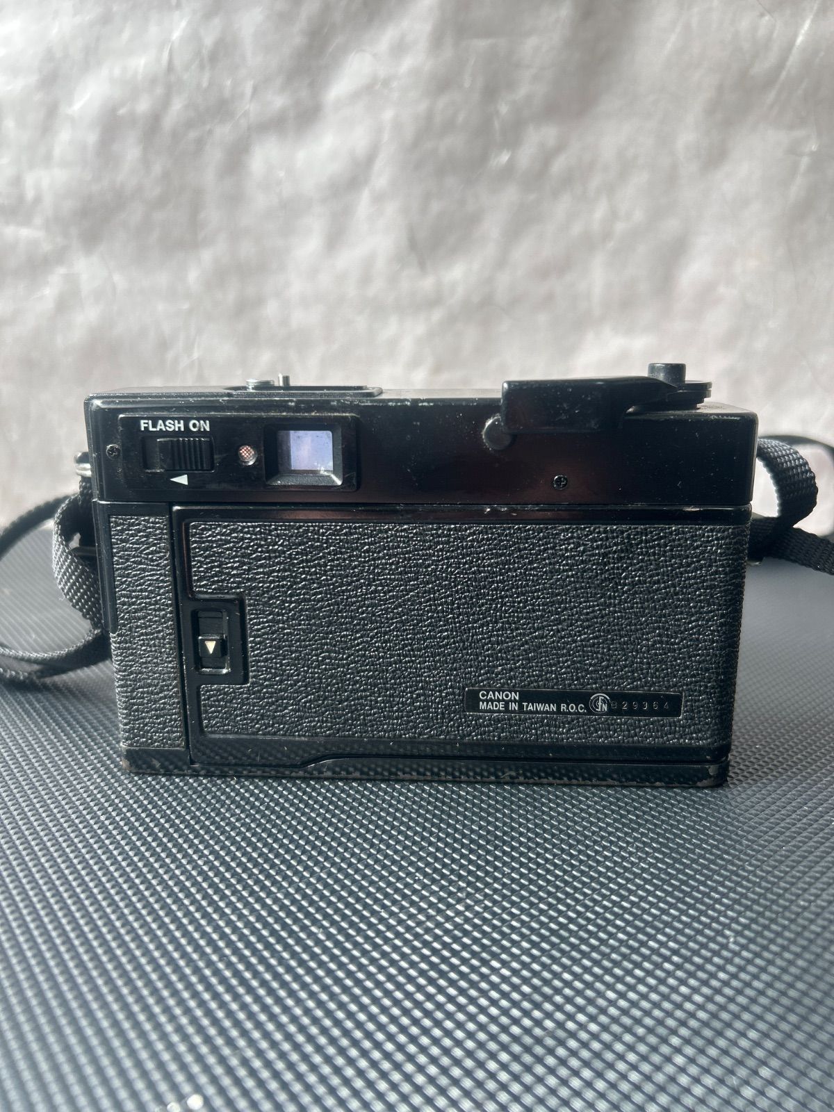 フィルムカメラ CANON A35 Datelux Canon A35 Datelux - Features, batteries and films