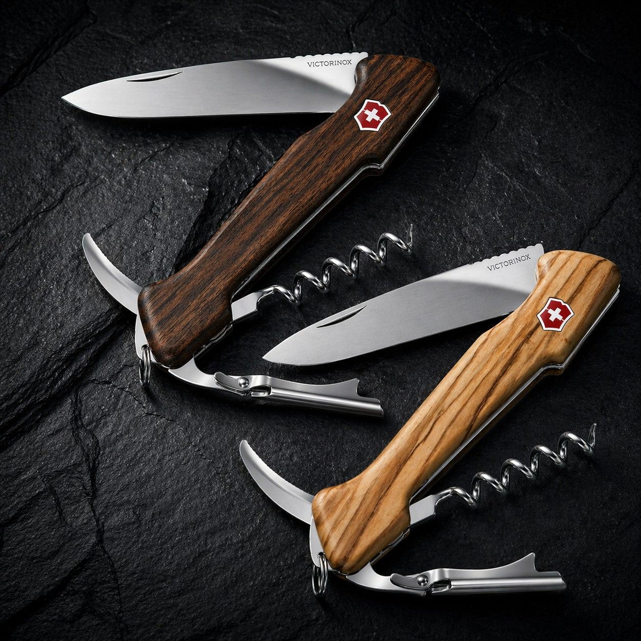 VICTORINOX　ビクトリノックス　ソムリエナイフ　ワインマスター　ウォールナット　0.9701.63　オリーブウッド　0.9701.64　ケース付き　ワインオープナー　折り畳みナイフ