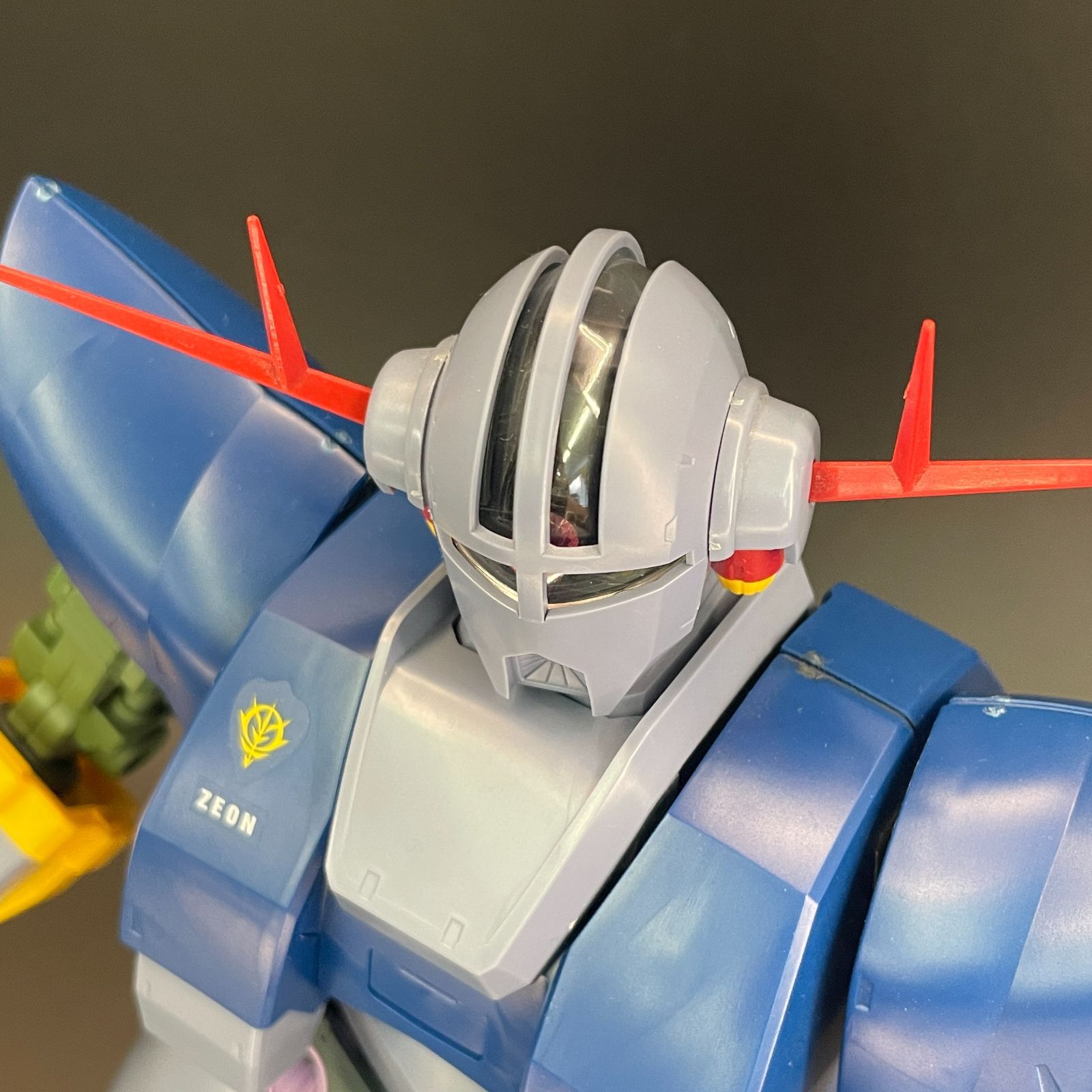 ガンプラ【ジャンク品、キズ、ほこり】 MG 1/100 ジオング 完成品 
