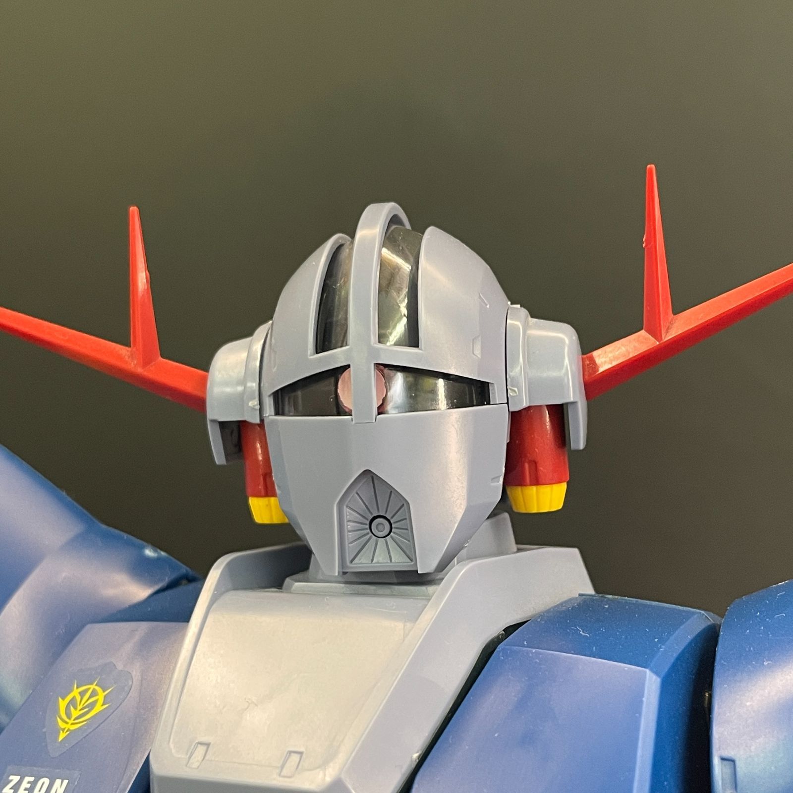 ガンプラ【ジャンク品、キズ、ほこり】 MG 1/100 ジオング 完成品 