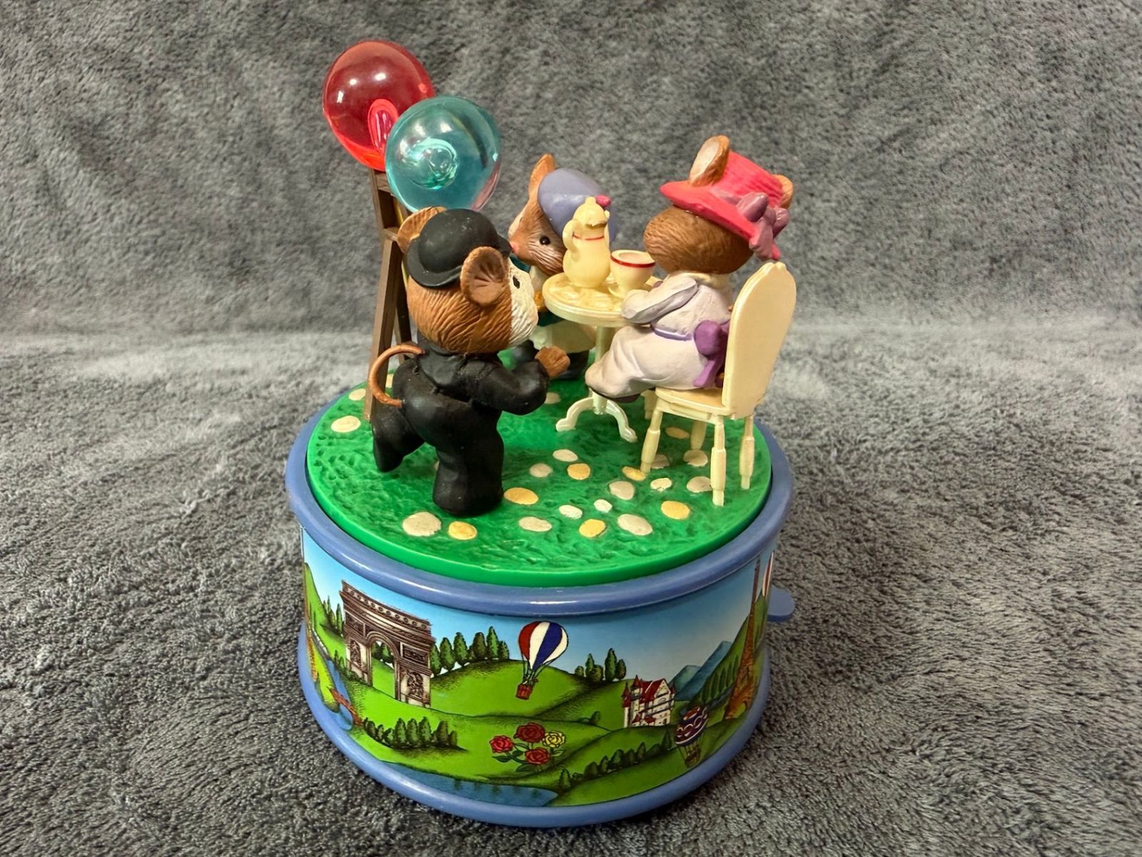 ☆【訳あり】ENESCO パリの絵描き Lustre Fame Musical I LOVE PARIS