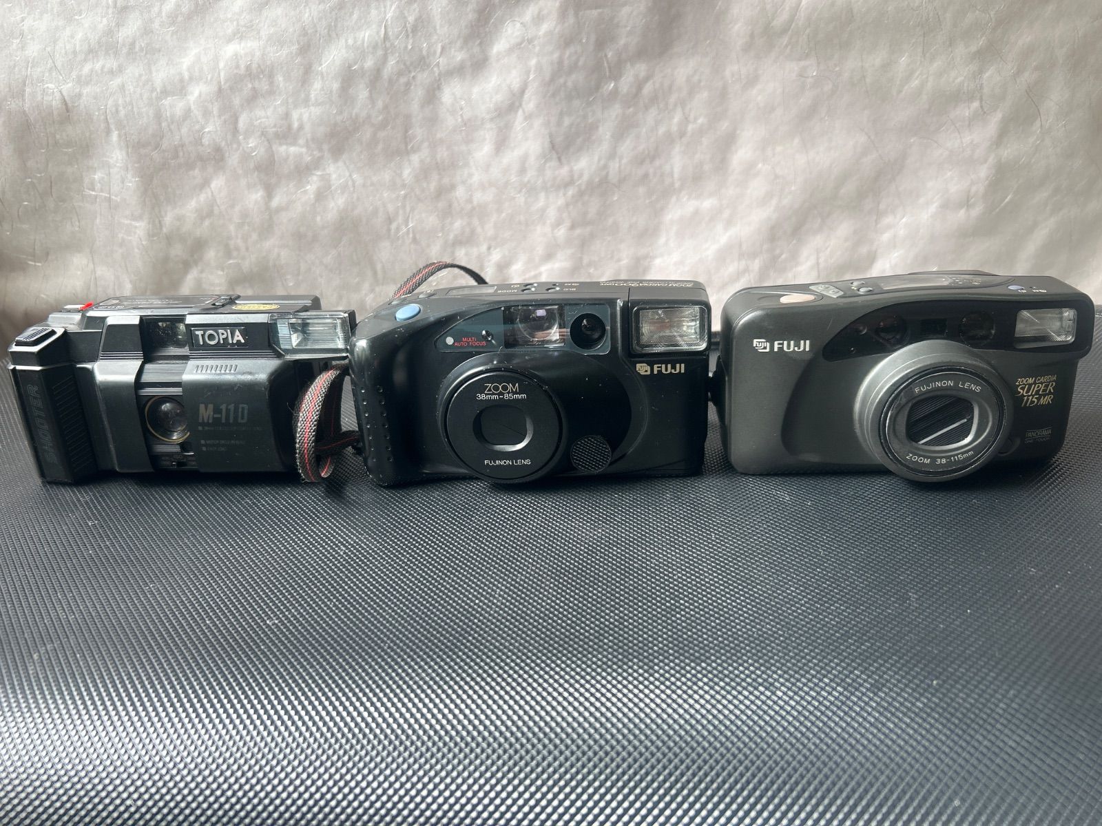 ジャンク品】フィルムカメラ 3点セット - メルカリ