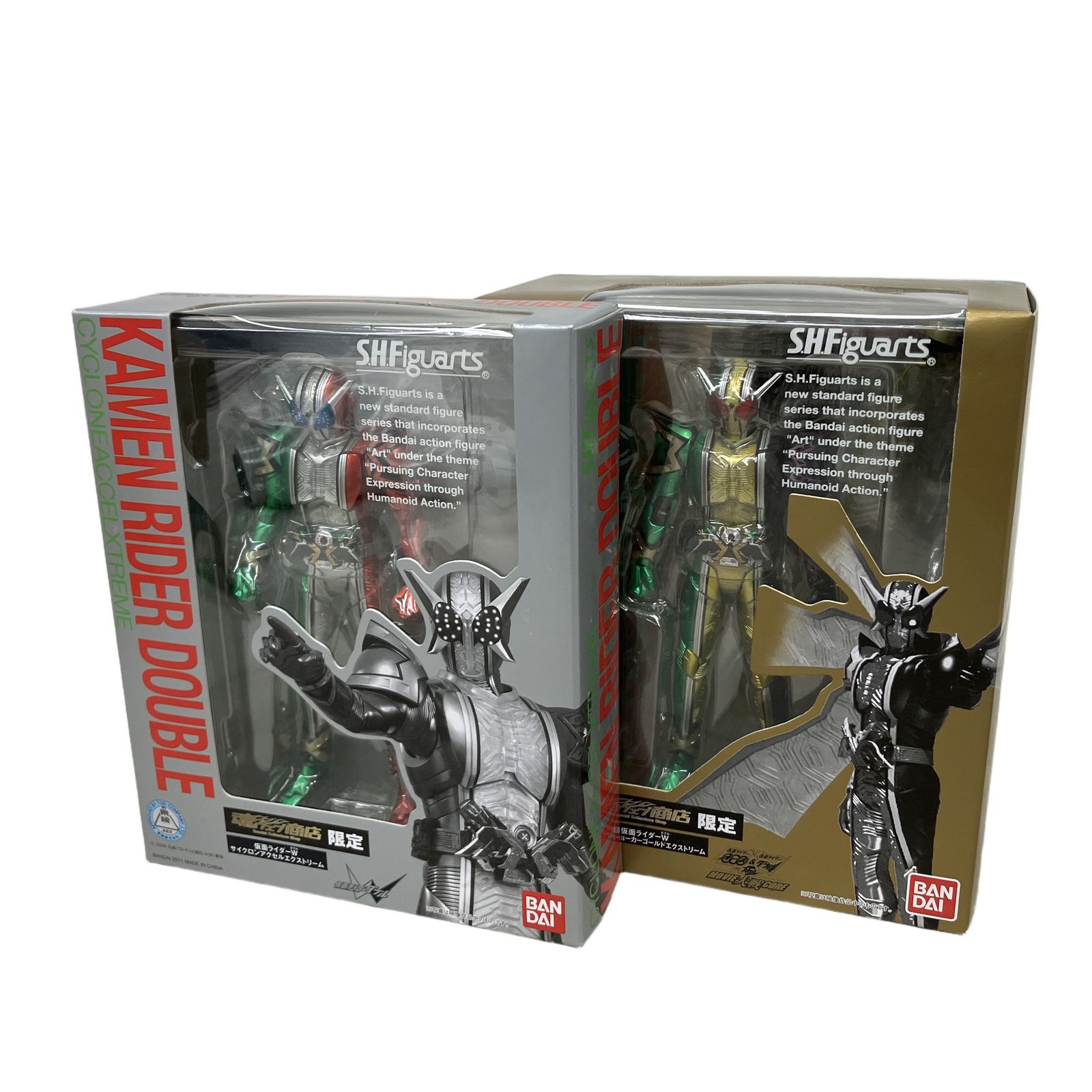 BANDAI S.H.Figuarts 仮面ライダー W サイクロンジョーカー ゴールド 