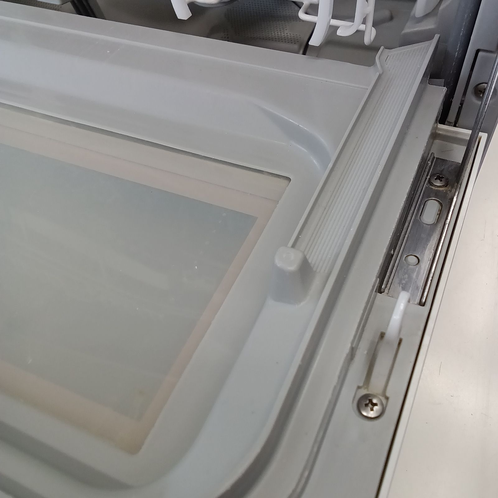 ☆リユースのサカイつくば店☆ Panasonic 食器洗い乾燥機 NP-TH4-C