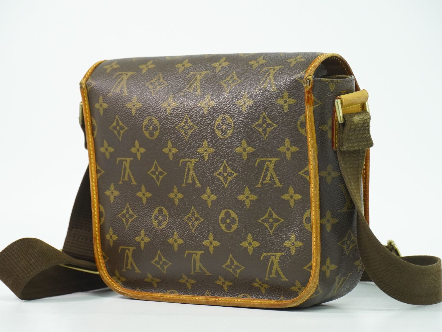 本物 ルイヴィトン LOUIS VUITTON LV メッセンジャー ボスフォール PM