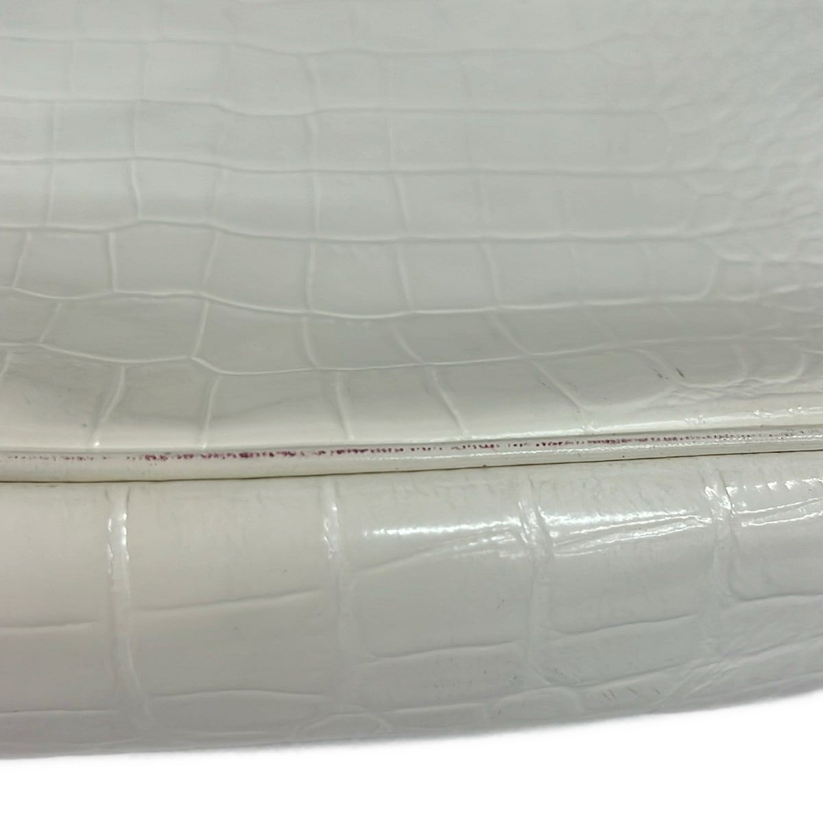 LONGCHAMP(ロンシャン) ショルダーバッグ ロゾ 白 型押し加工 レザー LONGCHAMP - LONGCHAMP(ロンシャン) ショルダーバッグ ロゾ 白 型押し